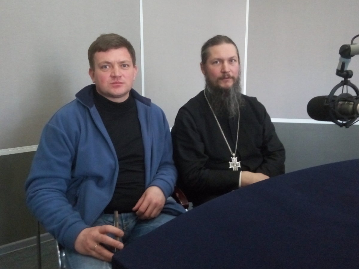 Сергей Фомин и протоирей Дмитрий Кувырталов