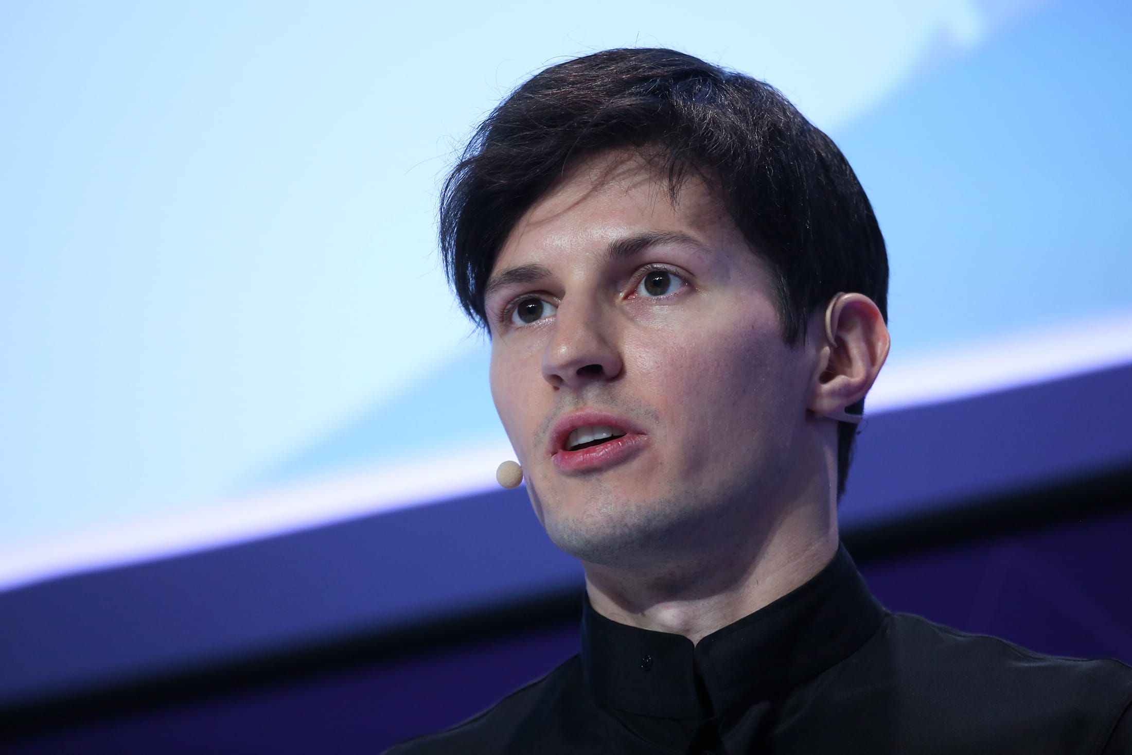«Новатор не создаст новые инструменты, зная, что может понести наказание за злоупотребление ими». Дуров написал первый пост после задержания